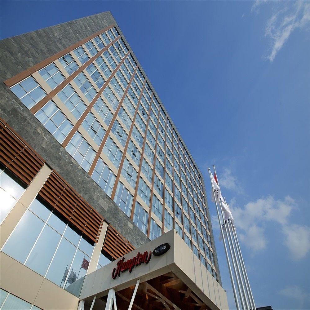 Hampton By Hilton Symbol Коджаэли